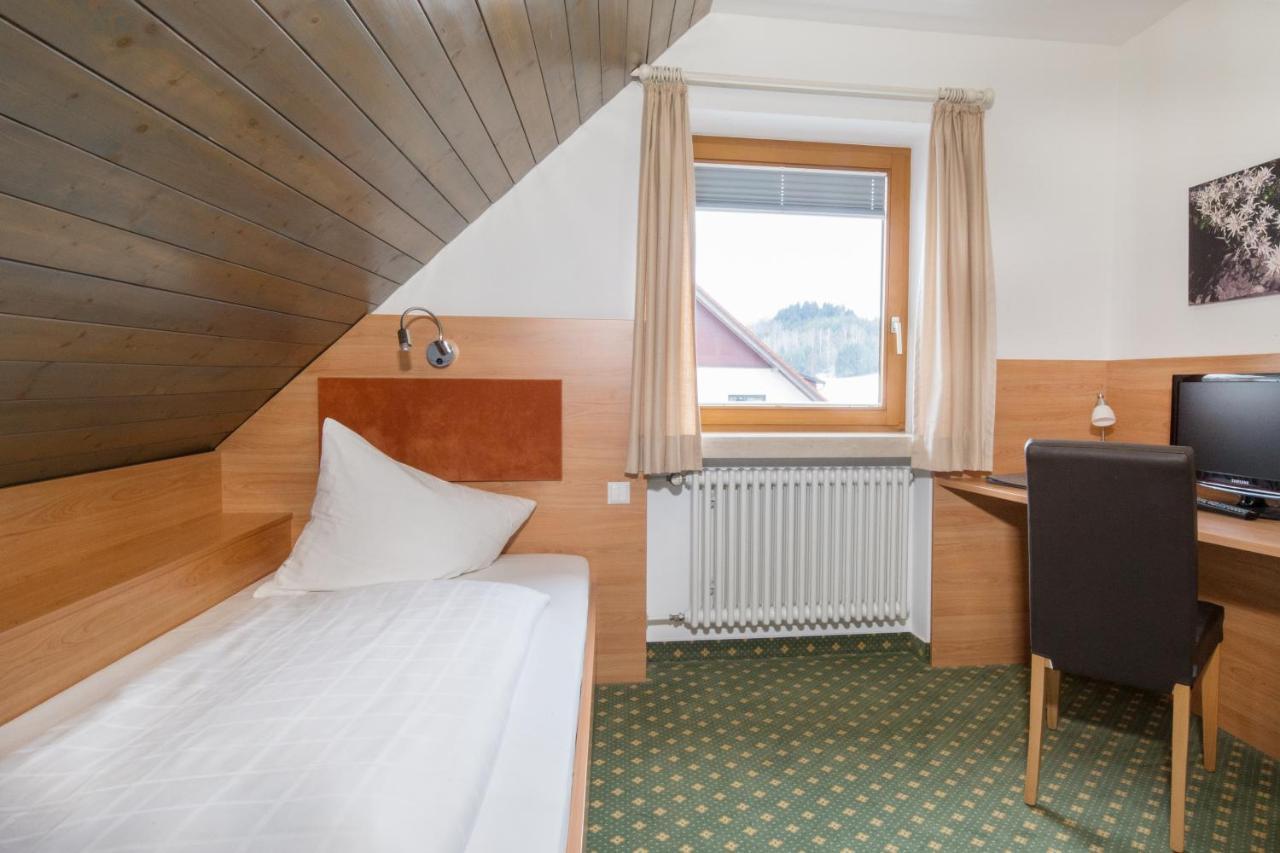 Hotel Jaegerhaus Meckenbeuren Extérieur photo