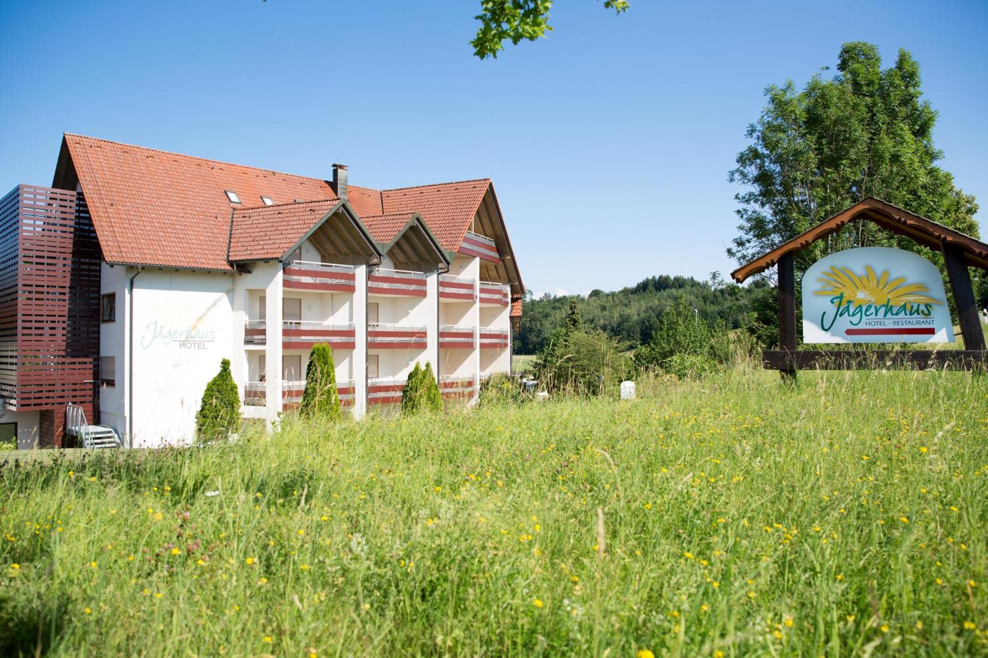 Hotel Jaegerhaus Meckenbeuren Extérieur photo